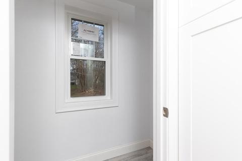 13 Maple St, Salisbury, MA 01952 photo 9