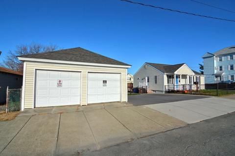 704 Brayton Ave, Fall River, MA 02721 photo 3