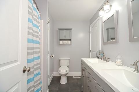 704 Brayton Ave, Fall River, MA 02721 photo 11