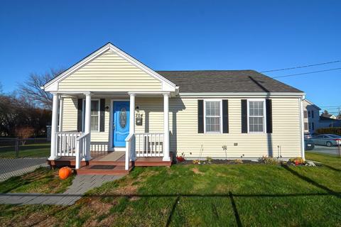 704 Brayton Ave, Fall River, MA 02721 photo 1