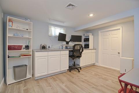 704 Brayton Ave, Fall River, MA 02721 photo 19