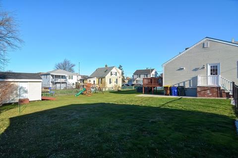 704 Brayton Ave, Fall River, MA 02721 photo 21