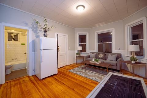 563 Whipple St, Fall River, MA 02724 photo 7