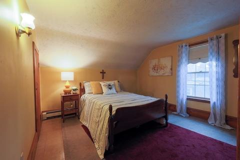 45 Bow St, Stoneham, MA 02180 photo 17