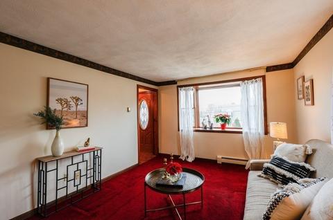 45 Bow St, Stoneham, MA 02180 photo 4