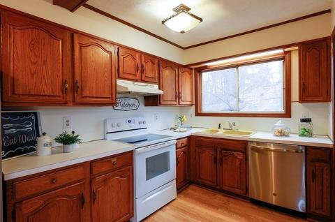 45 Bow St, Stoneham, MA 02180 photo 9