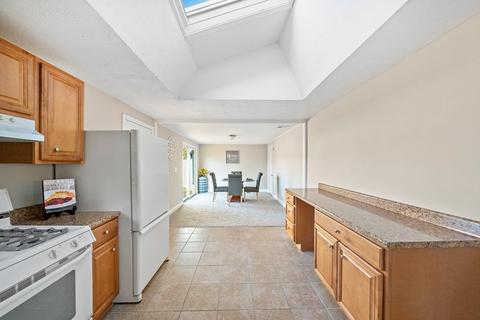7 Susanne Cir, Wareham, MA 02571 photo 7