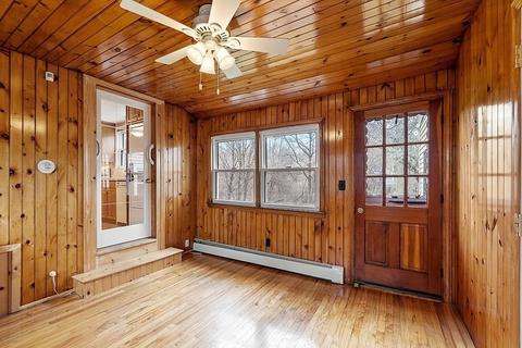 71 Wenham St, Danvers, MA 01923 photo 17