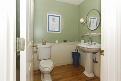 20 Leonard St #4, Gloucester, MA 01930 photo 11