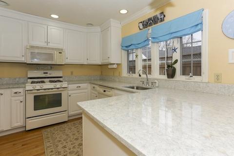 20 Leonard St #4, Gloucester, MA 01930 photo 8