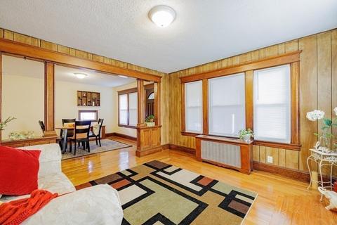 32 Monrovia St, Springfield, MA 01104 photo 6
