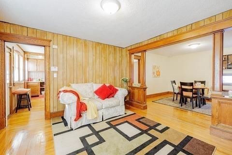 32 Monrovia St, Springfield, MA 01104 photo 14