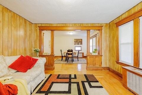 32 Monrovia St, Springfield, MA 01104 photo 2
