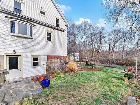 6 Walcott St, Maynard, MA 01754 photo 3