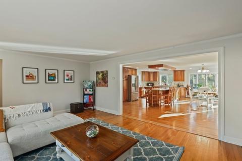 87 Hammond St, Acton, MA 01720 photo 6