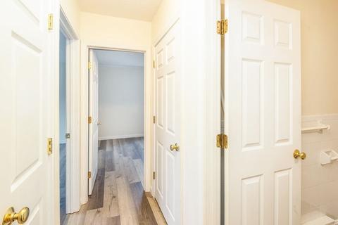 14 Dailey St #E, Attleboro, MA 02703 photo 9