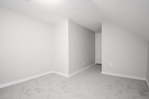 10 Everett St, Chicopee, MA 01020 photo 32