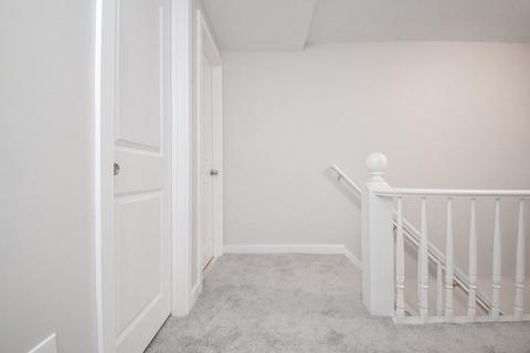 10 Everett St, Chicopee, MA 01020 photo 31