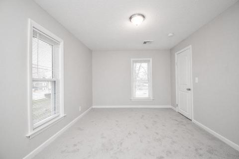 10 Everett St, Chicopee, MA 01020 photo 25