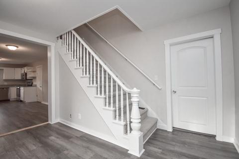 10 Everett St, Chicopee, MA 01020 photo 12
