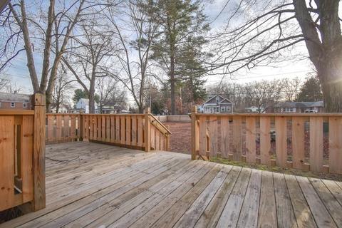 10 Everett St, Chicopee, MA 01020 photo 38