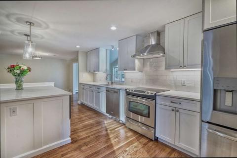 4 Burnham Rd, Dover, MA 02030 photo 9