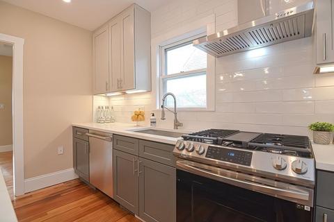 464 Whiting Ave, Dedham, MA 02026 photo 4