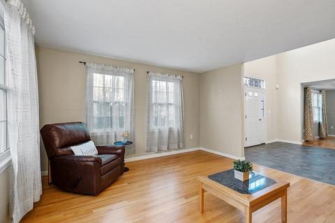 166 North St, Upton, MA 01568 photo 14