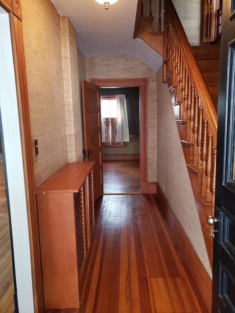 6 Everett St, Derry, NH 03038 photo 3