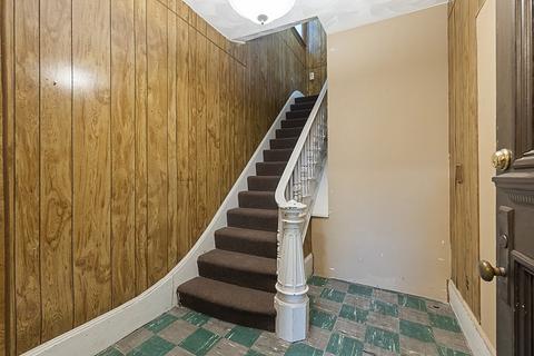 61 Winthrop St, Everett, MA 02149 photo 25