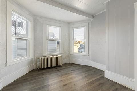 61 Winthrop St, Everett, MA 02149 photo 26