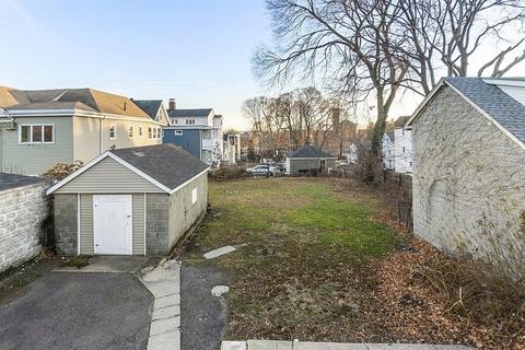 61 Winthrop St, Everett, MA 02149 photo 9