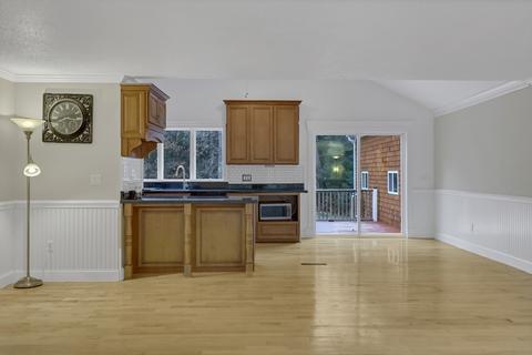 85 Blue Castle Dr, Mashpee, MA 02649 photo 5