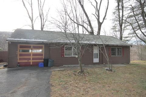 40 W Main St, Erving, MA 01344 photo 2