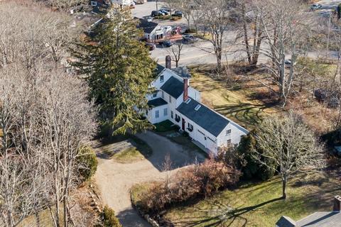 614 Main St, Barnstable, MA 02632 photo 3