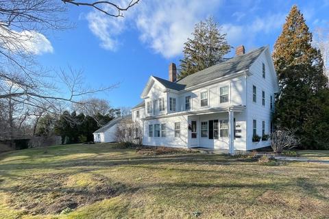 614 Main St, Barnstable, MA 02632 photo 2