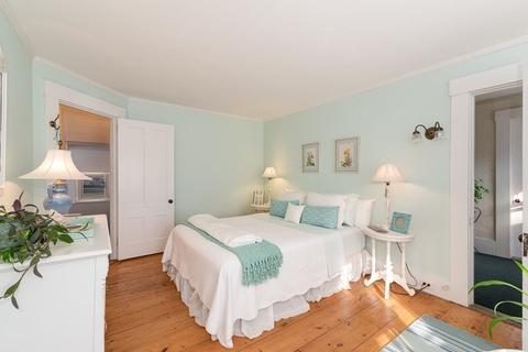 614 Main St, Barnstable, MA 02632 photo 25