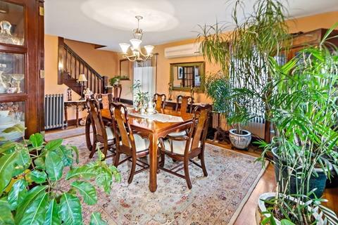 176 Bark St, Fall River, MA 02723 photo 7