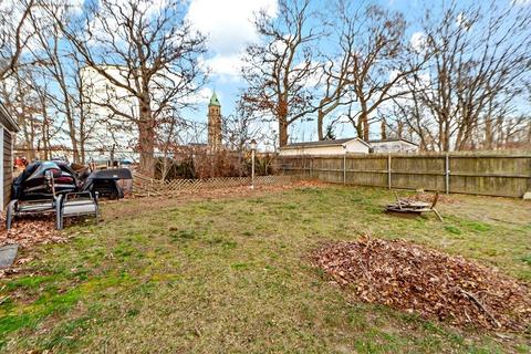 176 Bark St, Fall River, MA 02723 photo 28