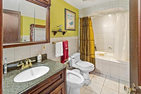 176 Bark St, Fall River, MA 02723 photo 22