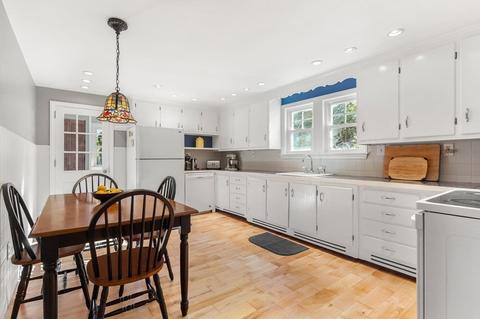 15 Berkeley Rd, Dedham, MA 02026 photo 4