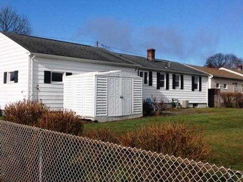 51 Lorimer St, Chicopee, MA 01013 photo 2