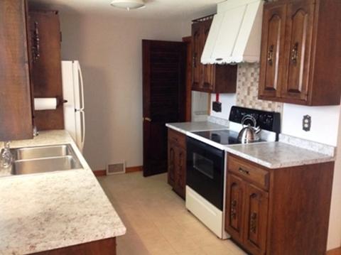51 Lorimer St, Chicopee, MA 01013 photo 4