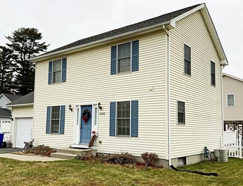 1562 Sumner Ave, Springfield, MA 01118 photo 9