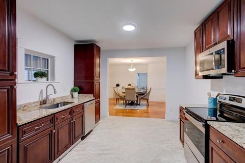94 Edgell St, Gardner, MA 01440 photo 3