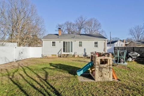 8 Timothy Cir, Springfield, MA 01119 photo 8