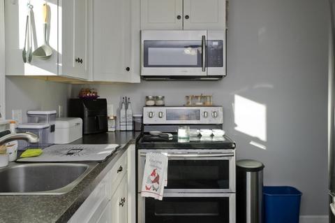 8 Timothy Cir, Springfield, MA 01119 photo 18