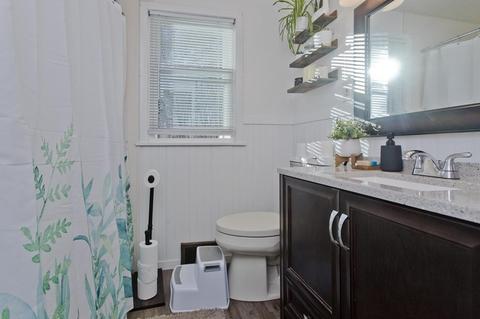 8 Timothy Cir, Springfield, MA 01119 photo 32