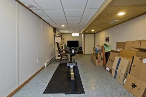8 Timothy Cir, Springfield, MA 01119 photo 38