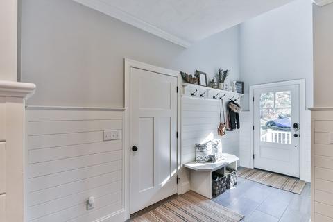 15 Lakeview Rd, Webster, MA 01570 photo 4